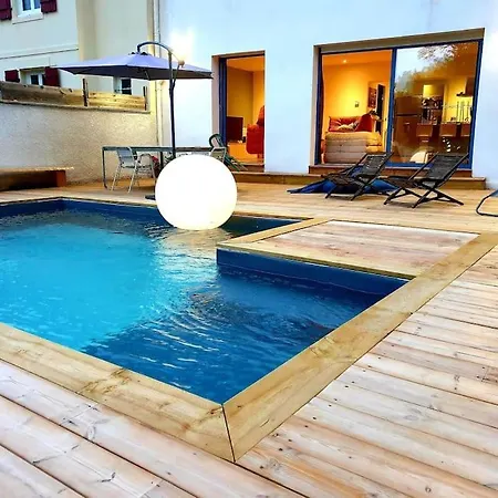 Maison Avec Piscine Et Jacuzzi Casa vacanze