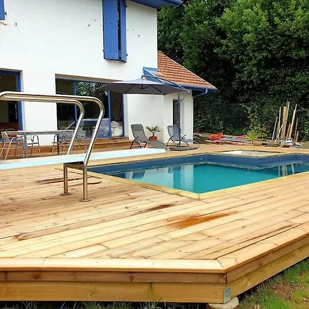 Casa vacanze Maison Avec Piscine Et Jacuzzi *
